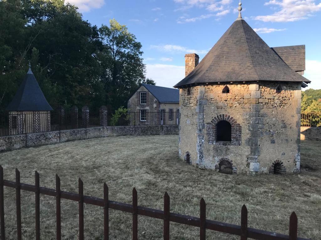 Domaine De La Vaudouriere Villa Lunay Exterior photo